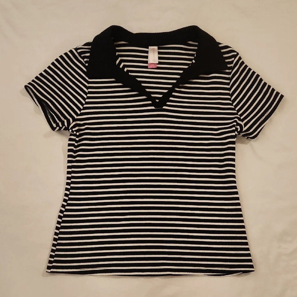Striped Tops Women's Size Large - Picture 5 of 8
